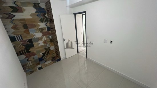 apartamento-venda-exclusivo-andar-alto-lindo-apartamento-reformado-com-planejados-varanda-gourmet-e-vaga-coberta-1111053