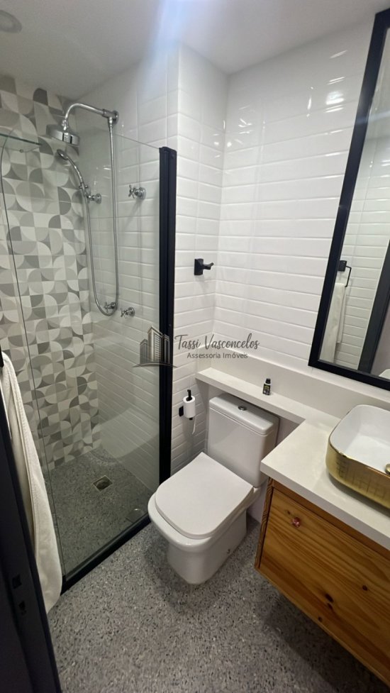 apartamento-venda-exclusivo-andar-alto-lindo-apartamento-reformado-com-planejados-varanda-gourmet-e-vaga-coberta-1111049